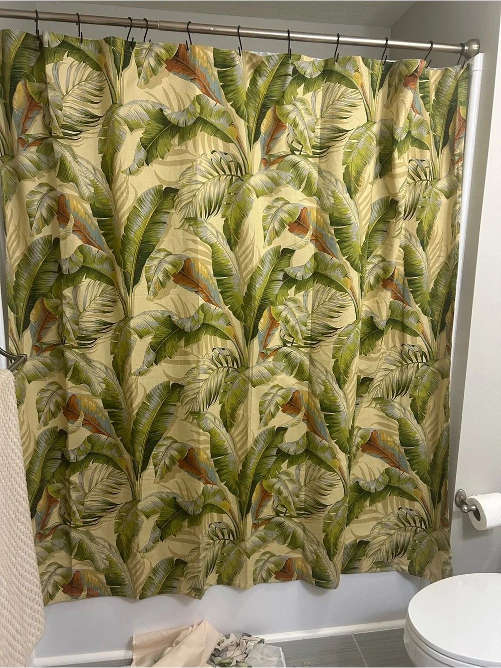 Tommy Bahama Tropical Banana Leaf Shower Curtain in Green and Cream